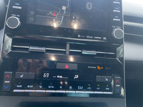 2022 toyota avalon night shade