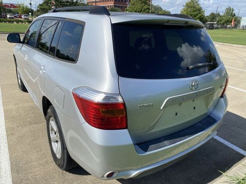 2009 highlander v6 3rd seat aux cd one owner fresh trade