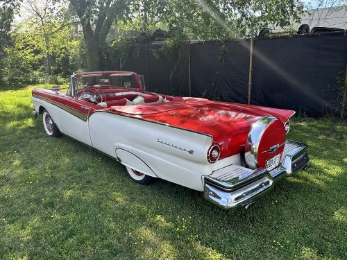 1957 Ford Fairlane red/white, US $29,700.00, image 17
