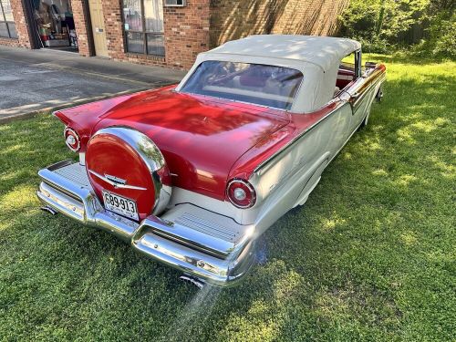 1957 Ford Fairlane red/white, US $29,700.00, image 26