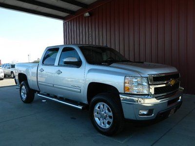 Ltz 6.6l duramax diesel 6-speed allison trans 4wd dvd heated seats alloy wheels