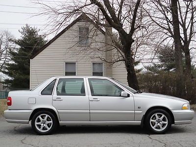 No reserve 1-owner sunroof 2.4l gas saver clean runs drives great