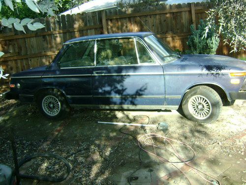 1976 bmw 2002 auto,sunroof needs work sitting last 12 years needs wrk no reserve