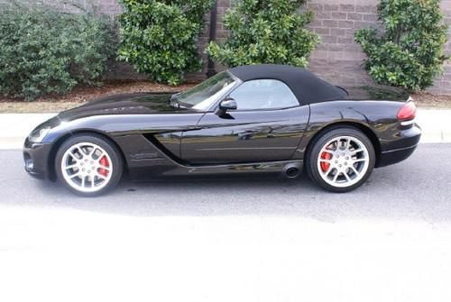 2004 dodge viper