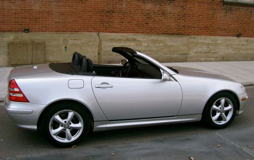 2001 mercedes benz 320slk  hard top convert. "only 84k" one owner- extra clean