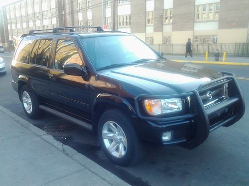 2002 nissan pathfinder le sport utility 4-door 3.5l