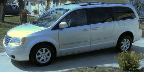 Super clean 2010 chrysler town &amp; country touring wheelchair mobility van