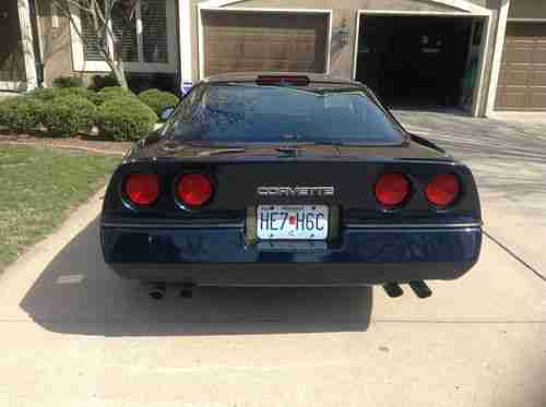 1989 Chevrolet Corvette Base Coupe Auto 5.7L, image 3