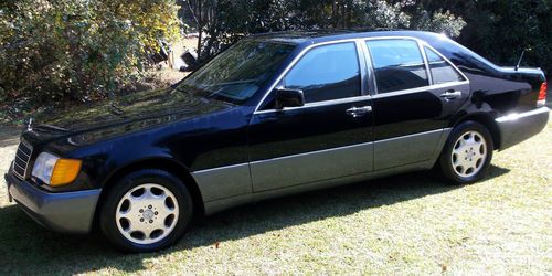 1993 mercedes benz 300se tuxedo black - classic luxury