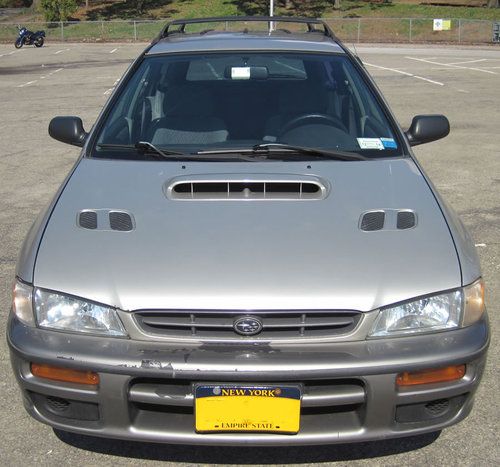 1999 subaru impreza outback l wagon 4-door 2.2l automatic 127,245 miles gray