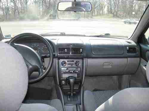 1999 Subaru Impreza Outback L Wagon 4-Door 2.2L Automatic 127,245 miles Gray, image 11