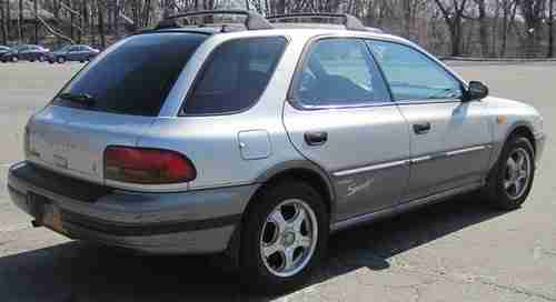 1999 Subaru Impreza Outback L Wagon 4-Door 2.2L Automatic 127,245 miles Gray, image 14