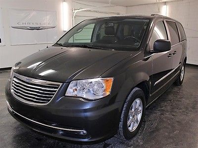 Flexfuel leather roof rack 3rd row stow n go mp3 sirius xm dvd bluetooth camera