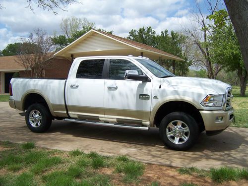 2011 ram 2500 laramie longhorn crew cab pickup - diesel 4x4