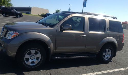 2006 nissan pathfinder se off-road sport utility 4-door 4.0l