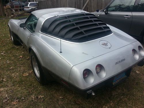 1978 corvette silver anniversey two tone 4-speed