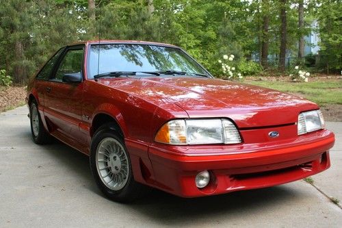 1988 ford mustang gt