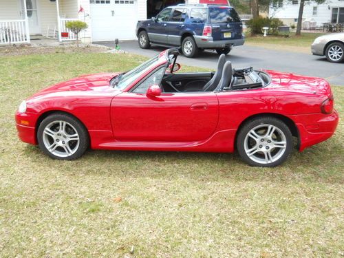 2004 mazda miata base convertible 2-door 1.8l