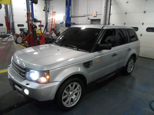 2007 range rover sport..tinted windows..navigation..air suspension..loaded!!