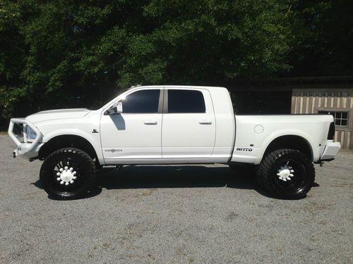 Dodge ram 3500 mega cab diesel 4x4 24" wheels 6" lift /ford chevy/ low reserve*