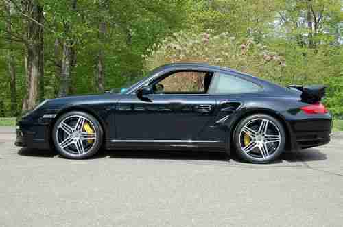 2008 Porsche 911 Turbo Coupe with 580 miles, image 2
