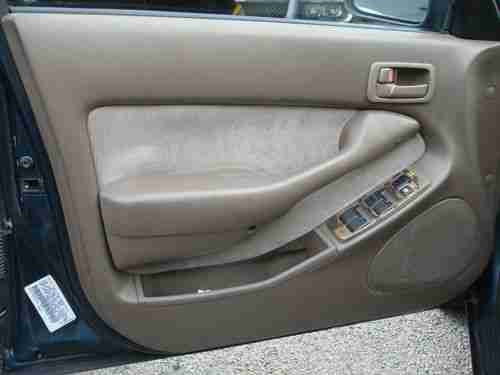 1996 Toyota Camry LE Sedan 4-Door 2.2L, US $3,300.00, image 15