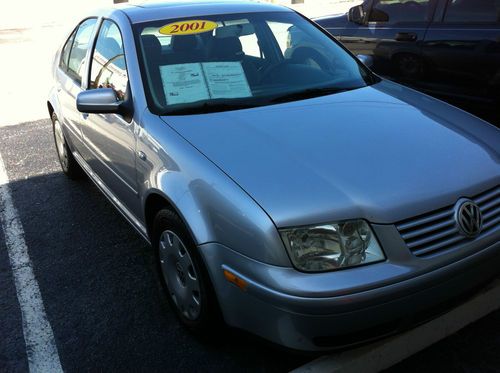 2001 volkswagen jetta auto great condition! gls 2.0l---no reserve!