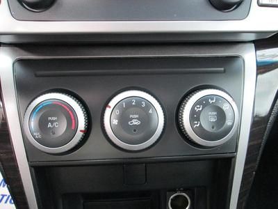 i 2.5L CD 9 Speakers AM/FM radio MP3 decoder Air Conditioning Power driver seat, image 11