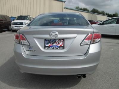 i 2.5L CD 9 Speakers AM/FM radio MP3 decoder Air Conditioning Power driver seat, image 27