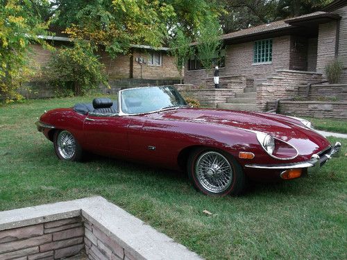 1971 jaguar e-type near factory condition