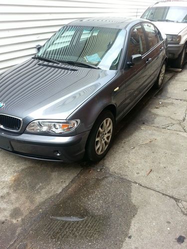 2002 bmw 325xi base sedan 4-door 2.5l