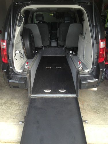 2010 Dodge Grand Caravan SE 3.3L Wheelchair conversion NR, image 7