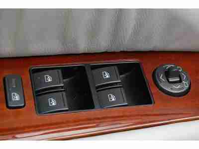 V8 4.6L CD Equipment Group 1SG Eucalyptus Wood Trim Package Memory Package, image 6