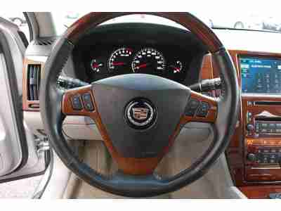 V8 4.6L CD Equipment Group 1SG Eucalyptus Wood Trim Package Memory Package, image 9