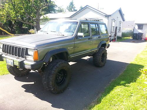 1989 jeep cherokee pioneer sport utility 4-door 4.0l