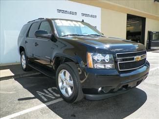2011 tahoe lt 4wd navigation,rear entertainment,20" polished alloys,loaded,clean