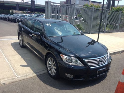 2011 lexus 4dr sdn awd