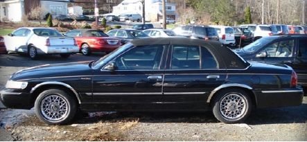 Black grand marquis 103k miles, drives well