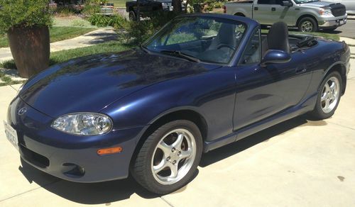 2002 mazda miata base convertible 2-door 1.8l