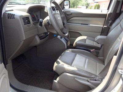 LIMITED SUV 2.4L Advanced Multi-Stage Front Seat Frontal Airbags, image 3