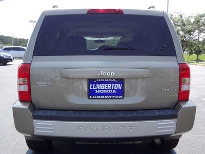 LIMITED SUV 2.4L Advanced Multi-Stage Front Seat Frontal Airbags, image 7