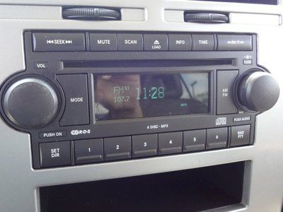 LIMITED SUV 2.4L Advanced Multi-Stage Front Seat Frontal Airbags, image 17