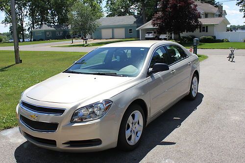 2010 chevrolet malibu ls sedan 4-door 2.4l