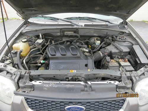 2003 Ford Escape Limited Sport Utility 4-Door 3.0L Repairable Mechanical Runs, image 20