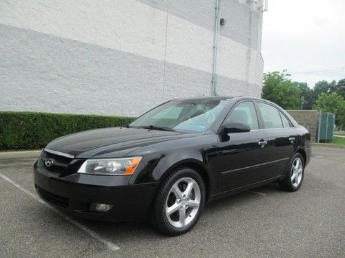 Leather moonroof 6 cly black heated seats