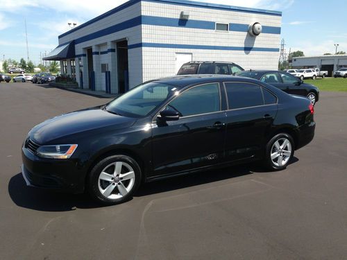 2012 volkswagen jetta tdi repairable clean title one owner, runs and drives