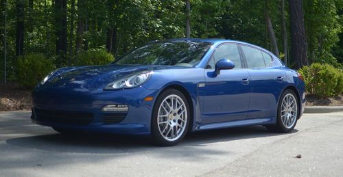 2012 porsche panamera s hatchback 4-door 4.8l