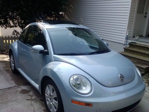 2009 volkswagen beetle base hatchback 2-door 2.5l