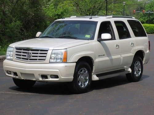 2003 cadillac escalade awd 1 owner navigation 3rd row auto start clean car!!