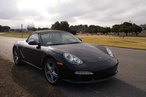 2010 porsche boxster base convertible 2-door 2.9l